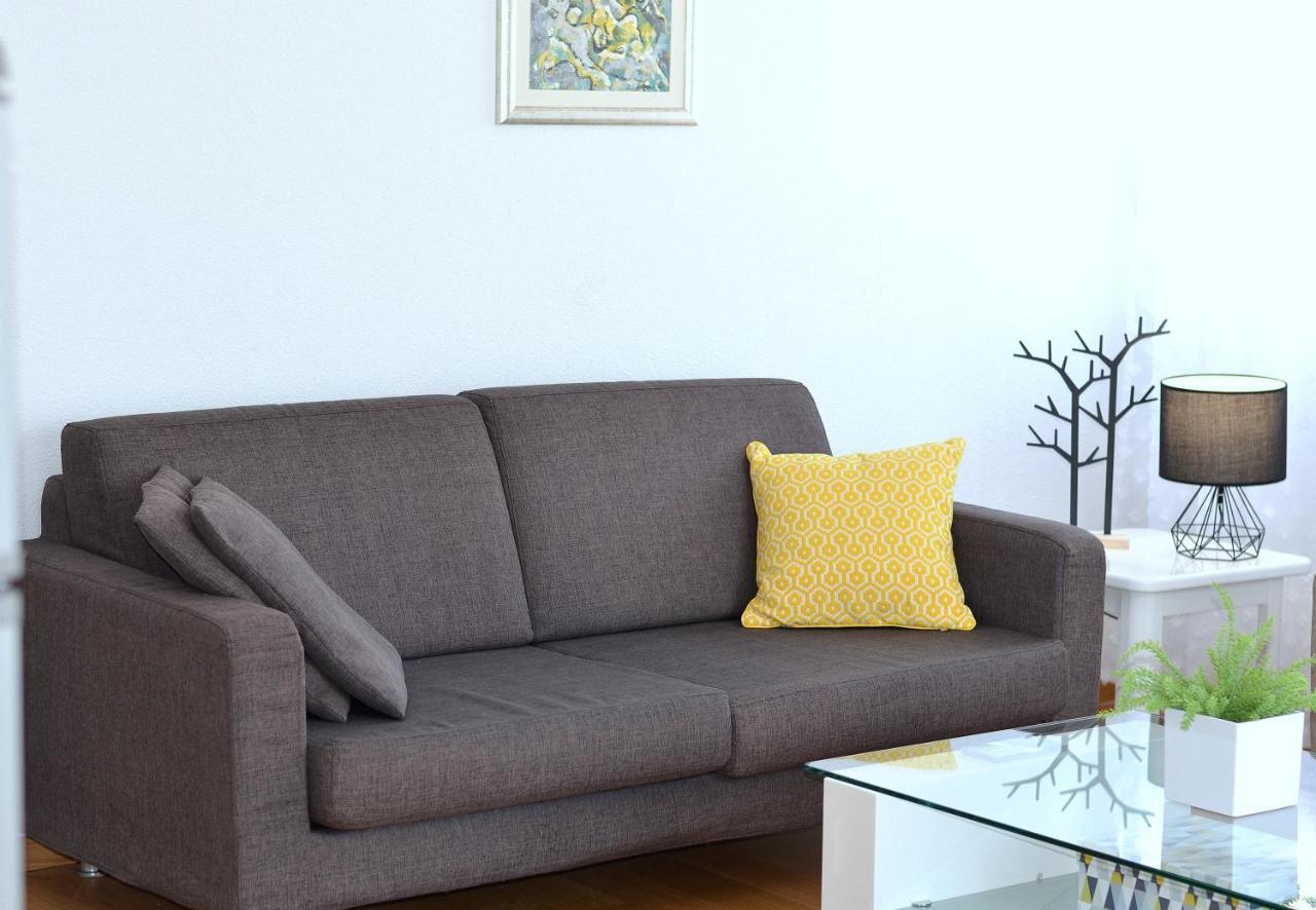 Iris Beach Apartments Kastela Bagian luar foto