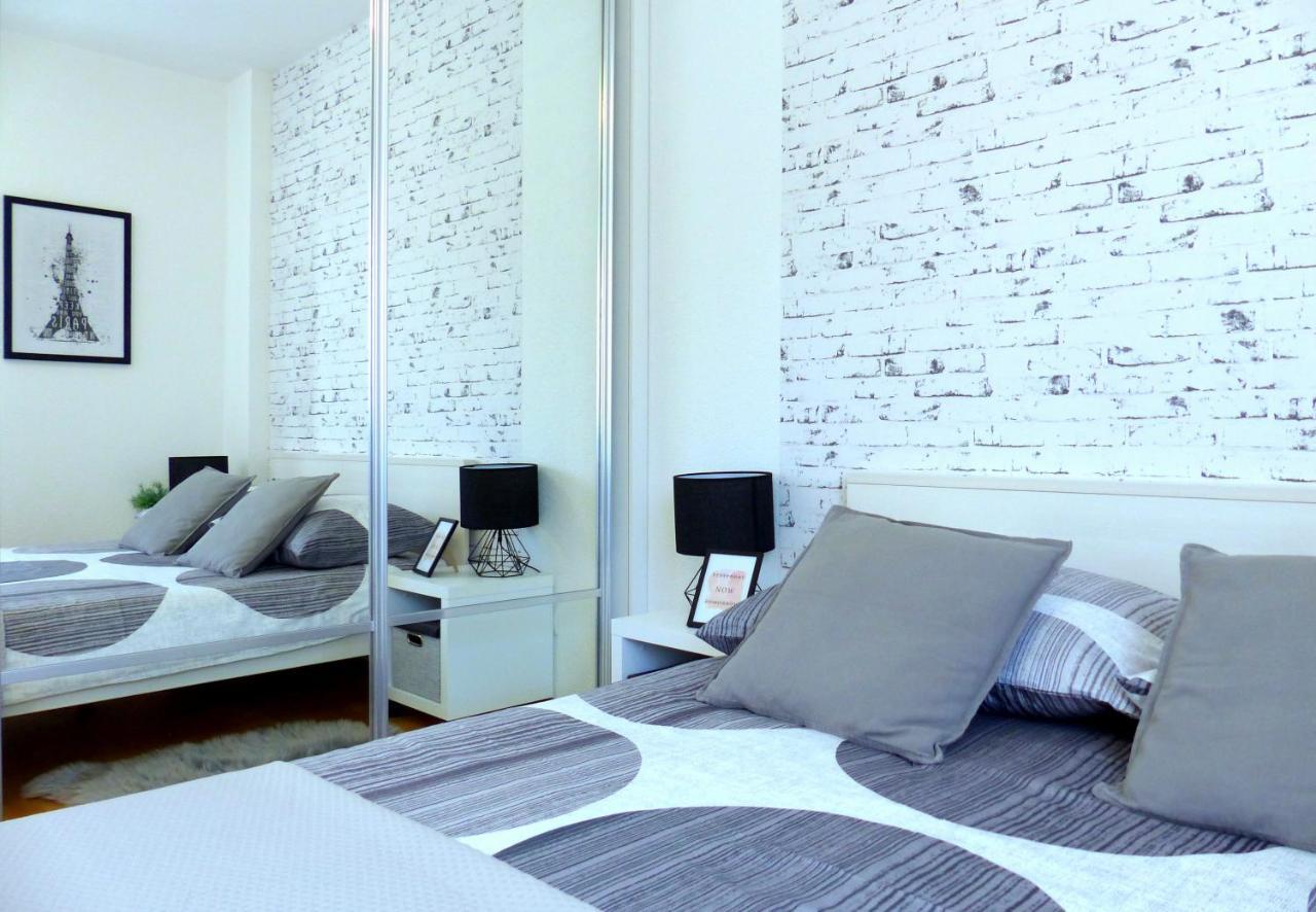 Iris Beach Apartments Kastela Bagian luar foto