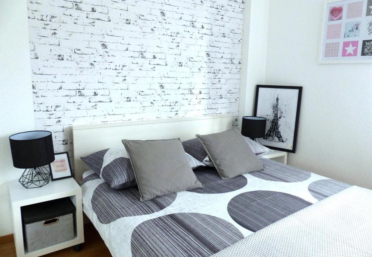 Iris Beach Apartments Kastela Bagian luar foto