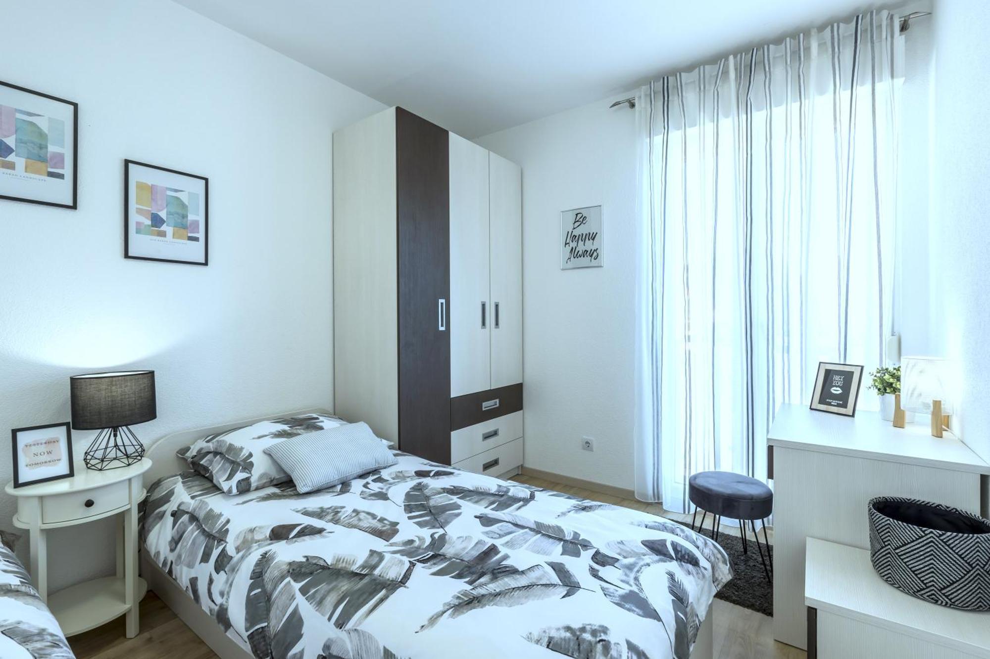 Iris Beach Apartments Kastela Ruang foto