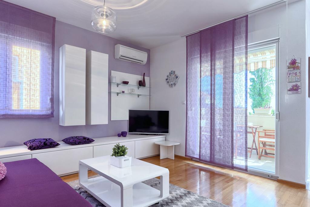Iris Beach Apartments Kastela Ruang foto